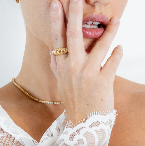 EMTE Croissant Ring - Gold