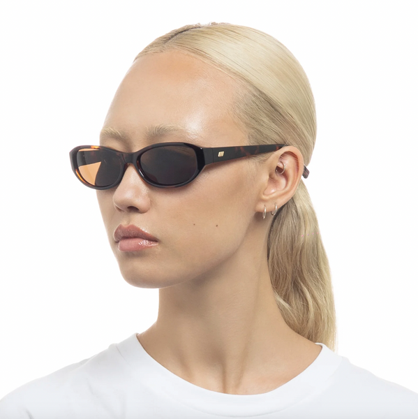 Le Specs Don’t Cha - Tort